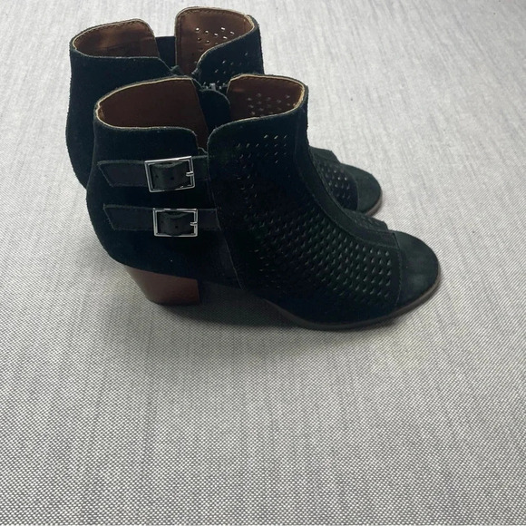 Vionic Chryssa Open Toe Genuine Leather Heeled Booties - Picture 4 of 9